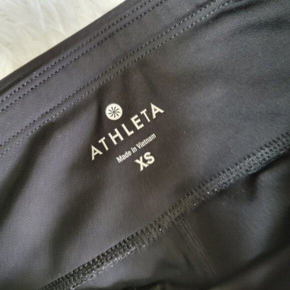 ATHLETA Geo Disco Sonar Capri Crop Leggings - Size XS - Picture 3 of 14